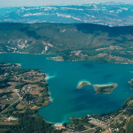 Готель L'Azure Novalaise Екстер'єр фото